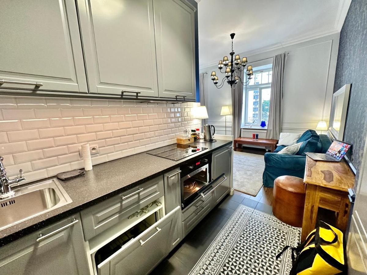 Apartament Decor Metro Wifi 300 Mbs 65Tv Netflix Hbo Warszawa Zewnętrze zdjęcie